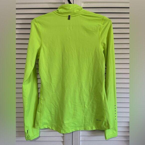 COPY - Nike dry fit half zip long sleeve workout wear - Picture 2 of 2